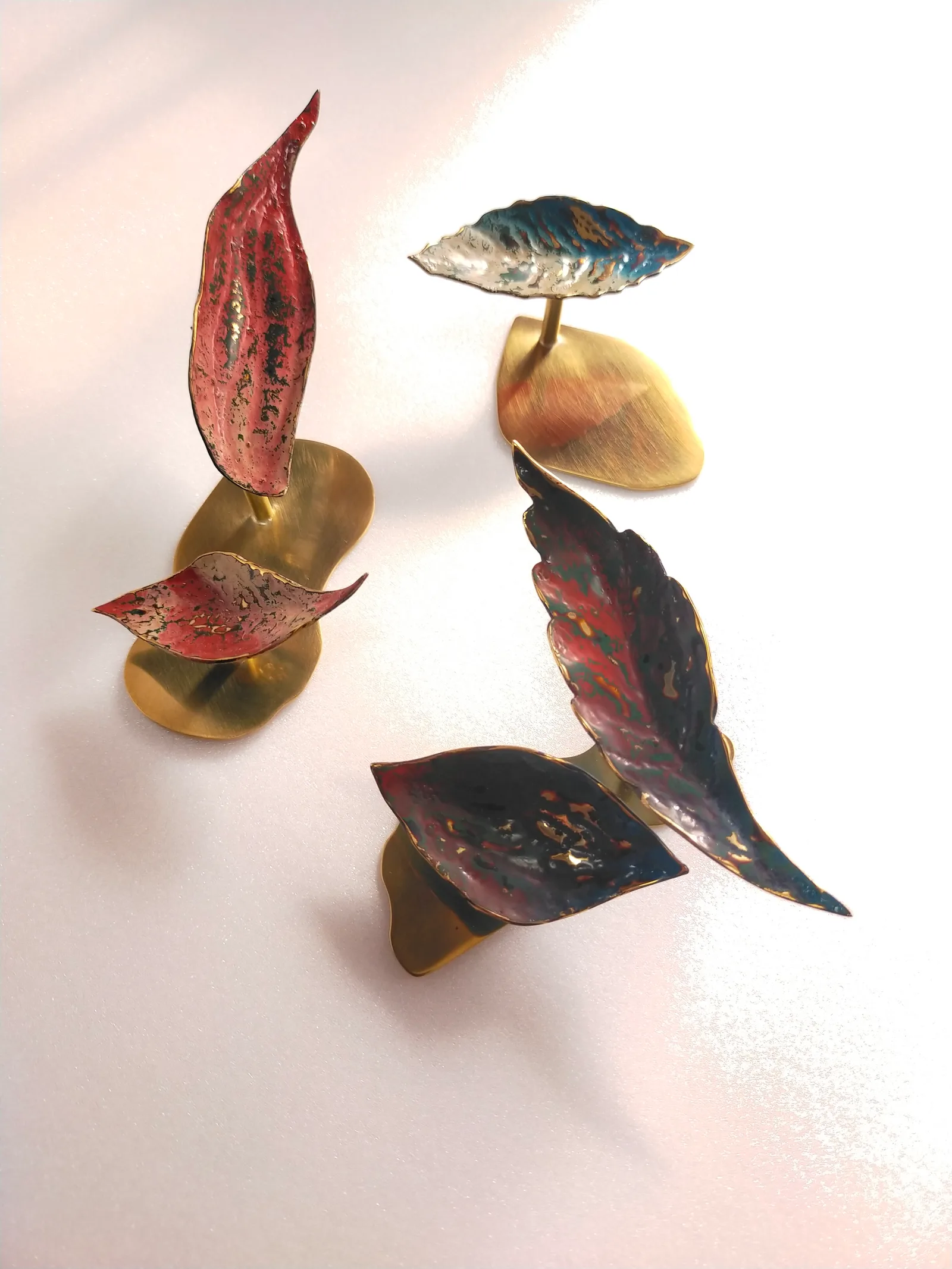 leaves (2021)